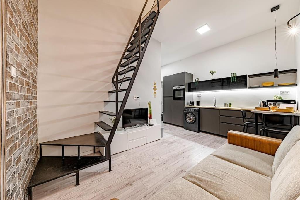 Апартаменты Chic Loft Bp: Industrial Gem Будапешт Экстерьер фото